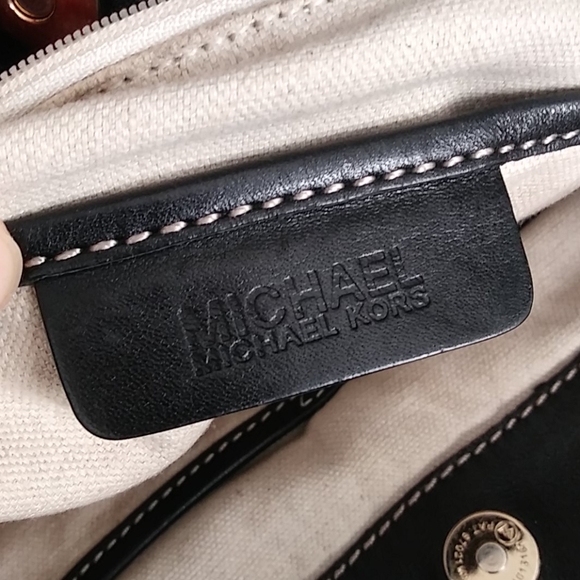 Michael Kors purse - Picture 12 of 13